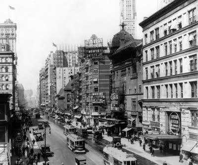 Broadway in the 1900s