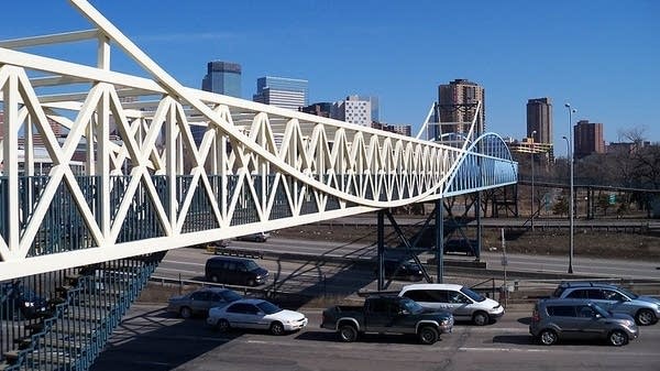 Irene Hixon Bridge Minneapolis Walker