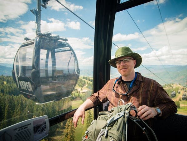 Poster Fred Child takes a gondola