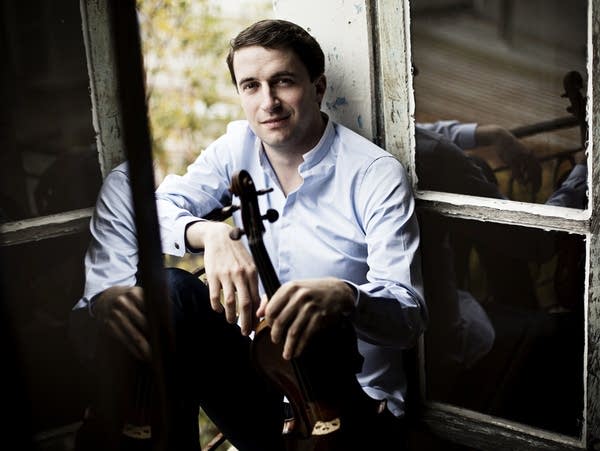 Violinist Noah Bendix-Balgley